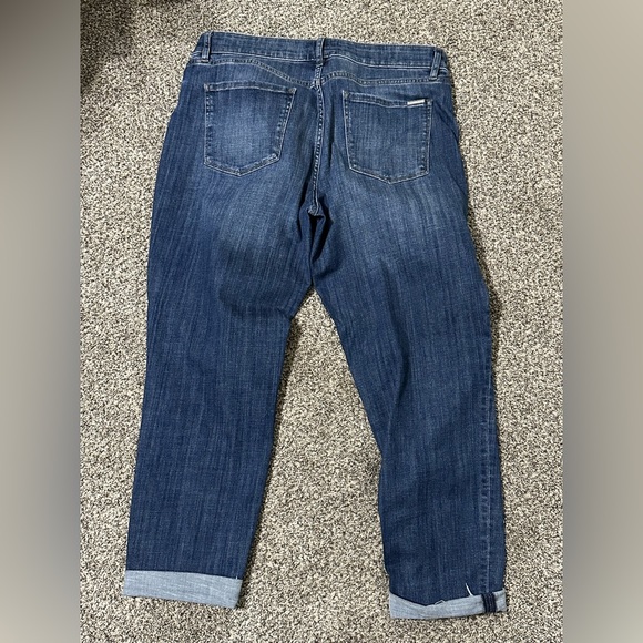 Mid rise girlfriend everyday soft White House Black Market - Picture 1 of 3